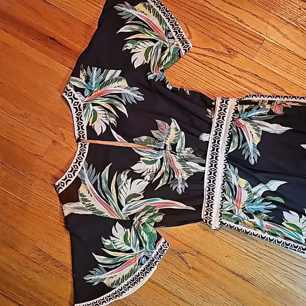 Flying Tomatoe wide legged jumpsuit - size S - Picture 12 of 16